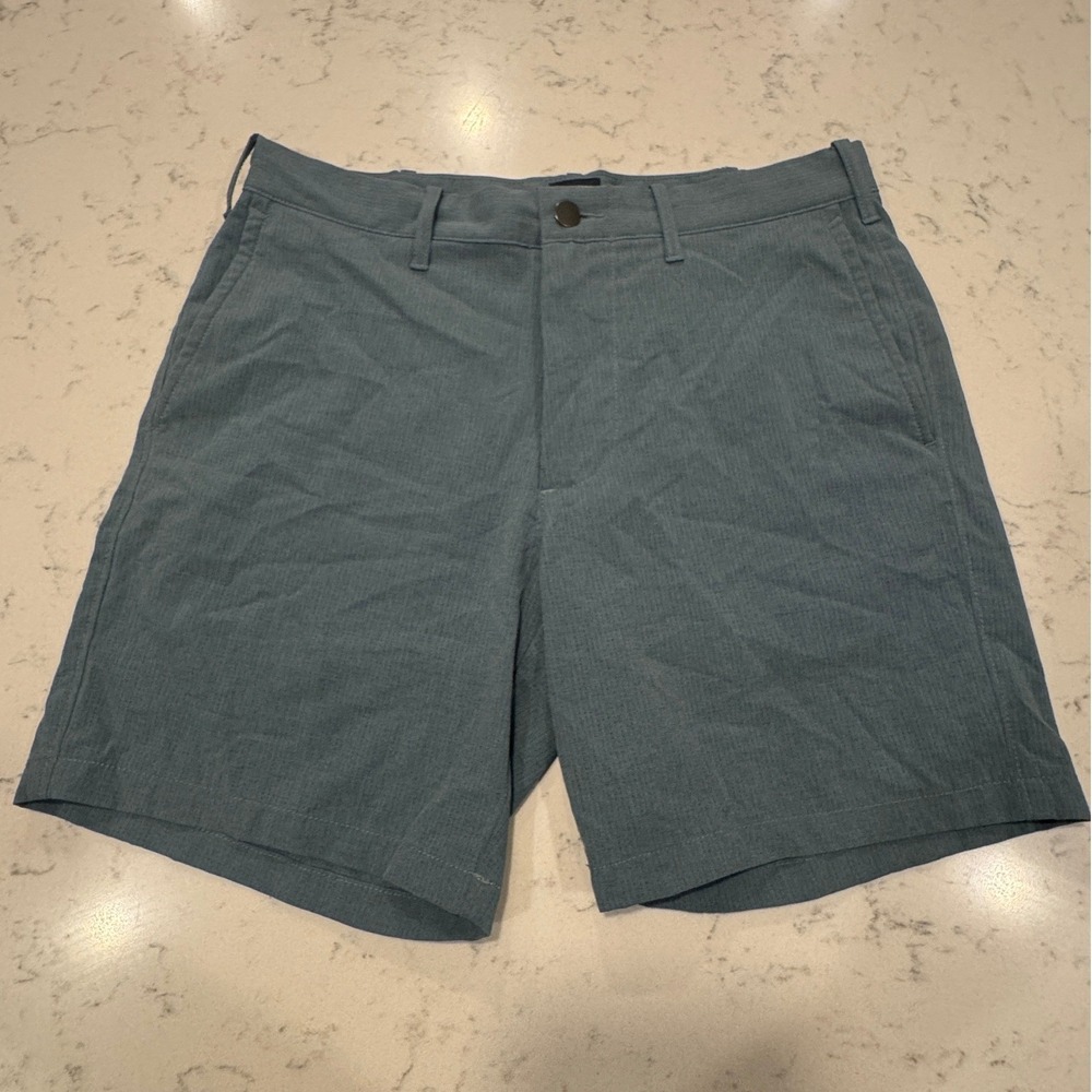J.Crew Tech Shorts Mens 30 Blue Gray 7" Inseam Perforated Performance Active